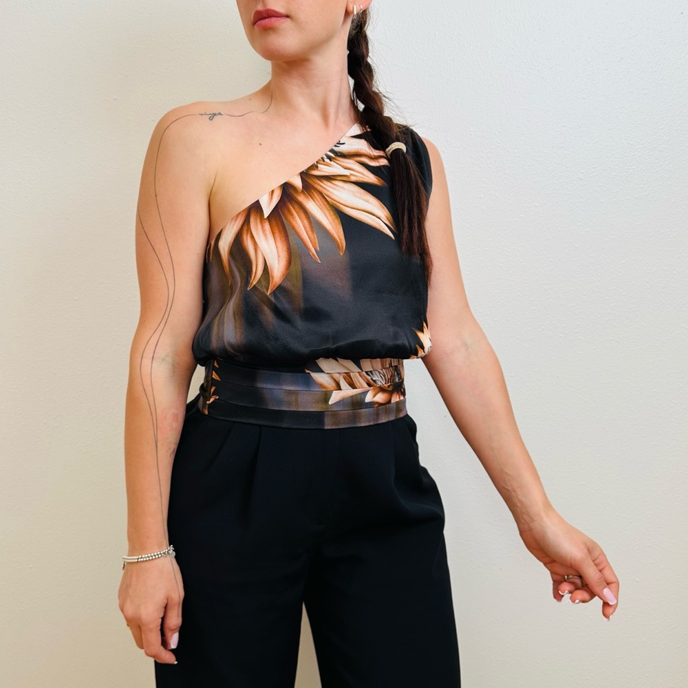 New Karen Millen Viscose Satin Tie Waist One Shoulder Blouse Top Dark Floral